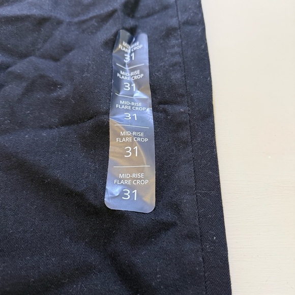 J. Crew Flare crop black jean in all-day stretch Size 31 - Picture 5 of 14